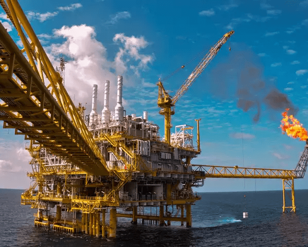 مقاله استخراج نفت و گاز و مراحل استخراج تا عرضه فرآورده های نفتی